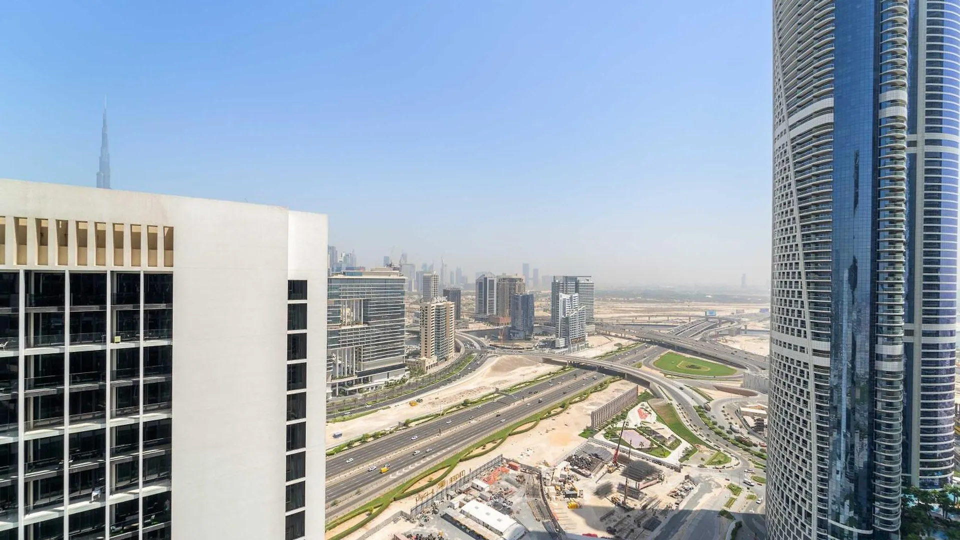 Apartamento Luxury 1Bedroom In New Residence With Pool In Bbay Dubái Emiratos Árabes Unidos